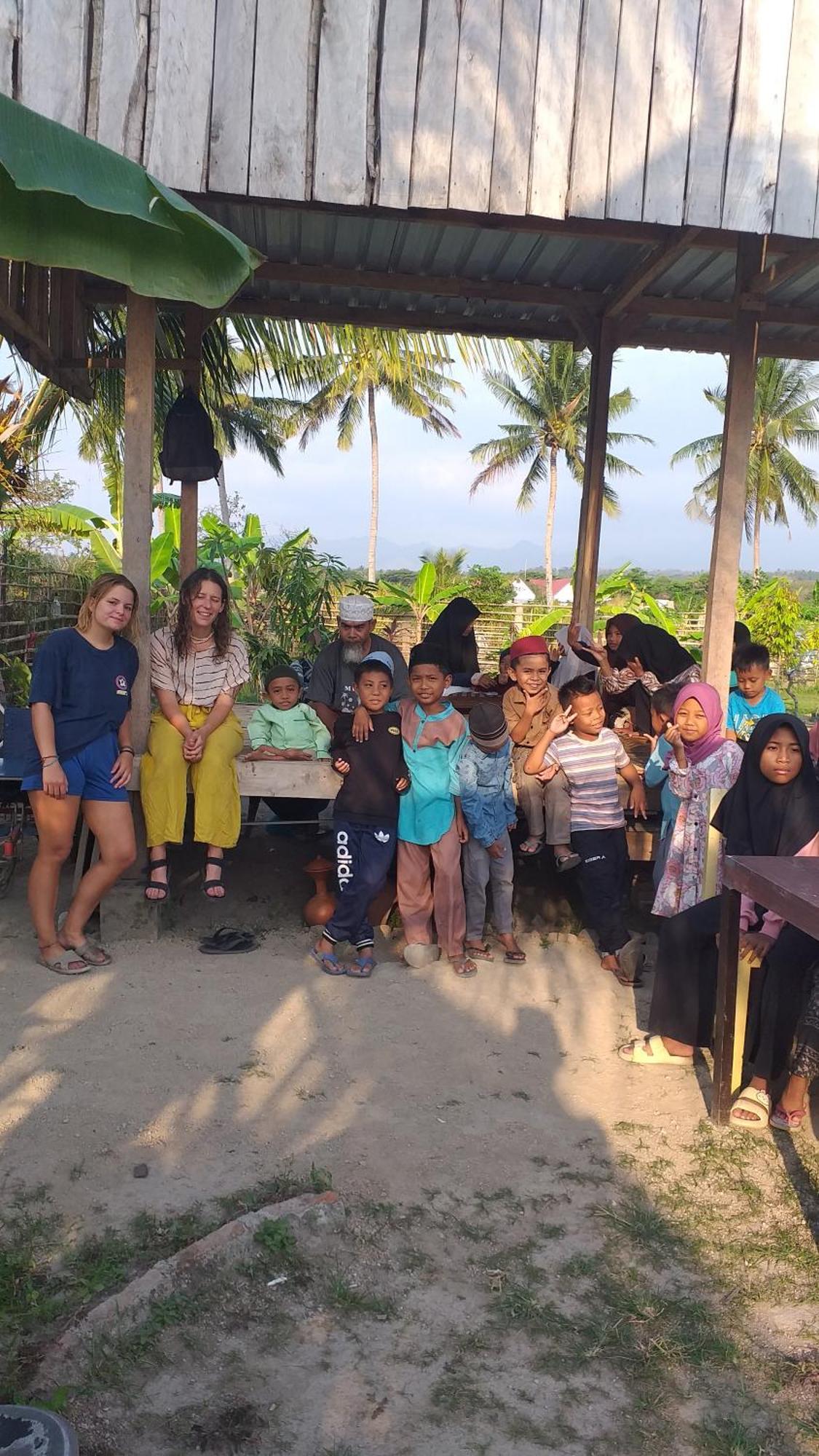 The Daun Puntik Homestay Pemenang Bagian luar foto